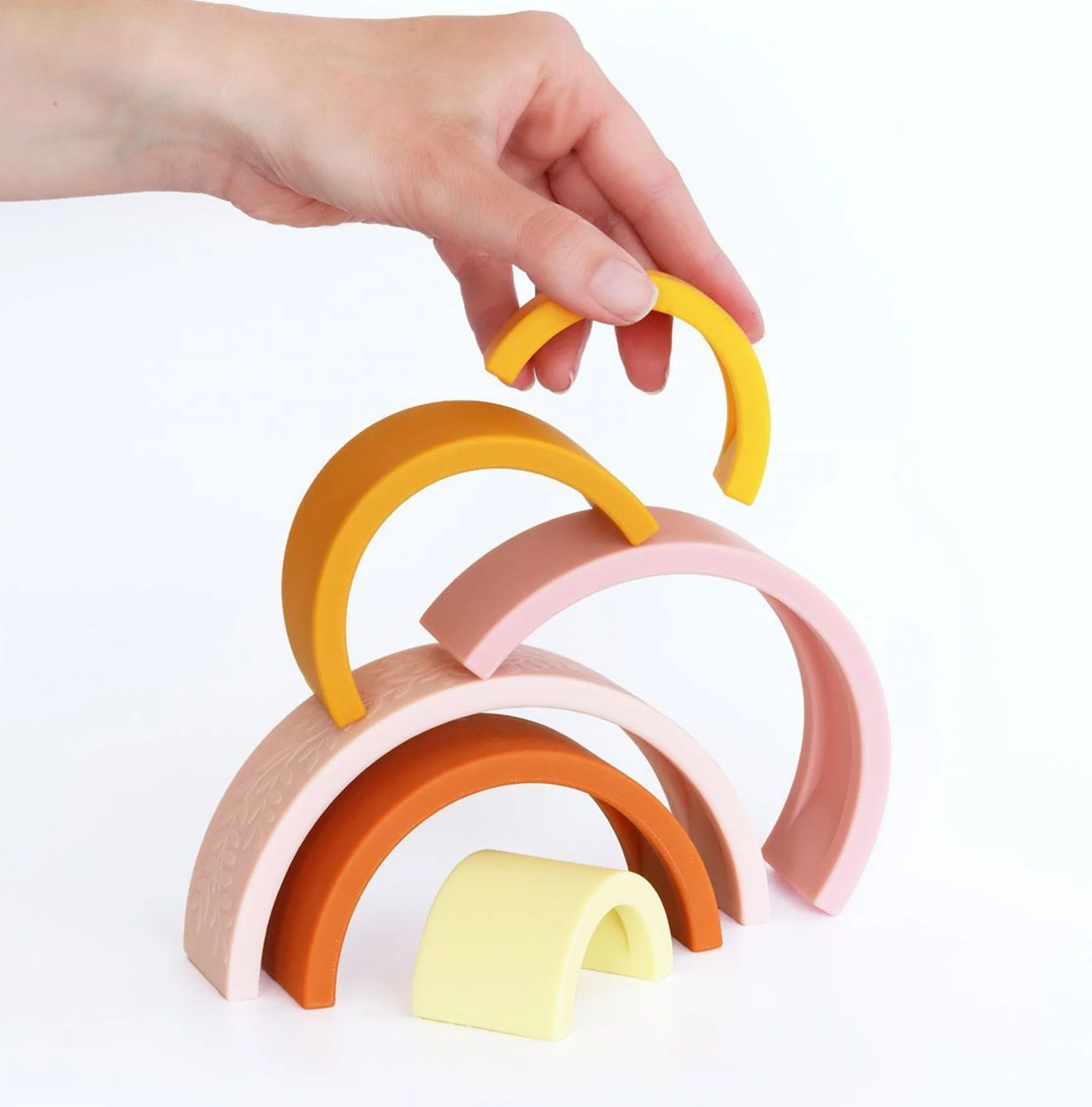 Jouet à Empiler Arc-en-Ciel Sunset – Image 3