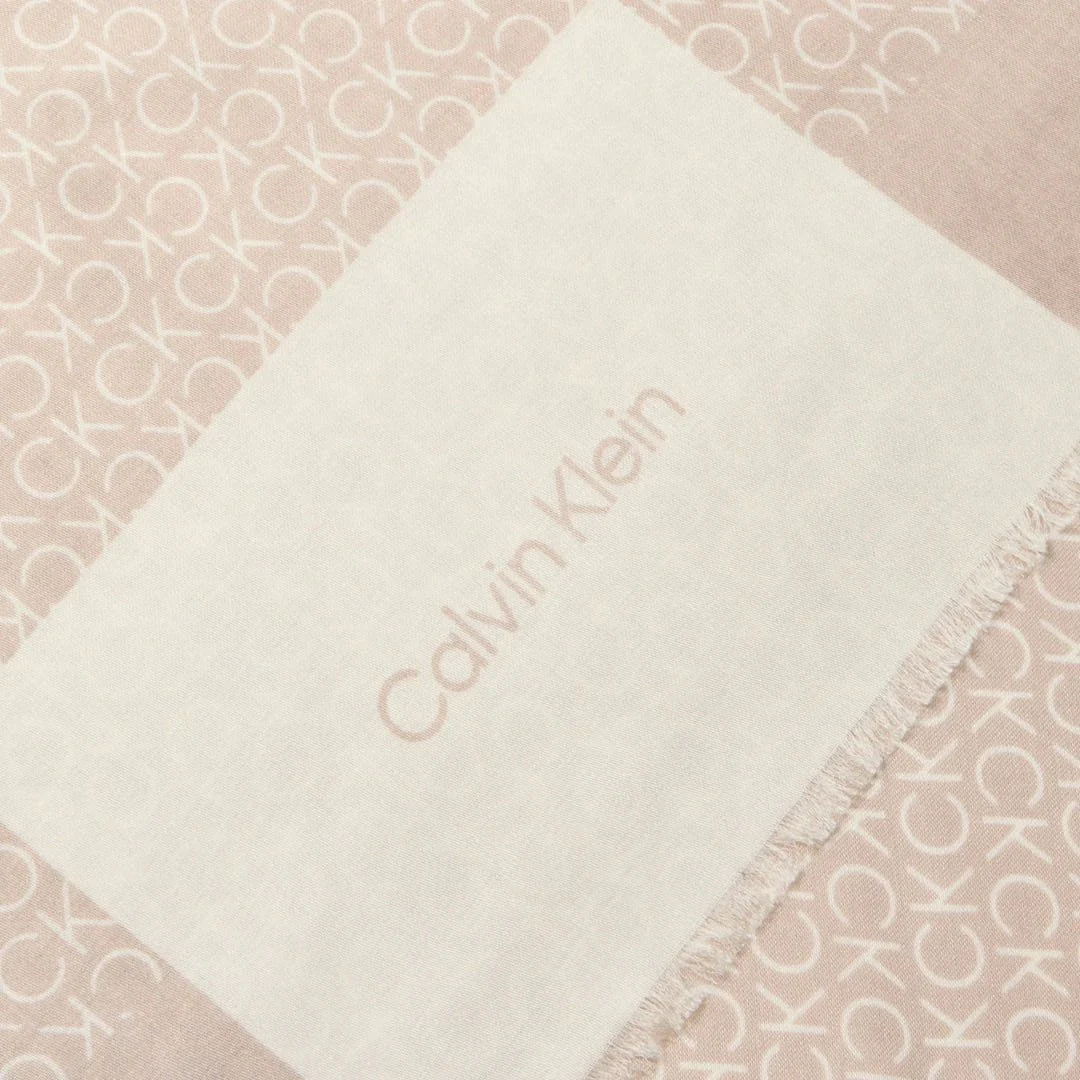 Calvin Klein AOP Minimal Logo Scarf 70 × – Image 4