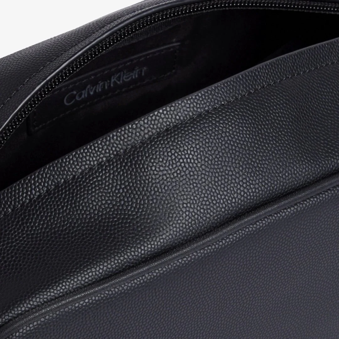 Calvin Klein Must Logo Handbag – Image 4