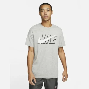 Nike T-shirt