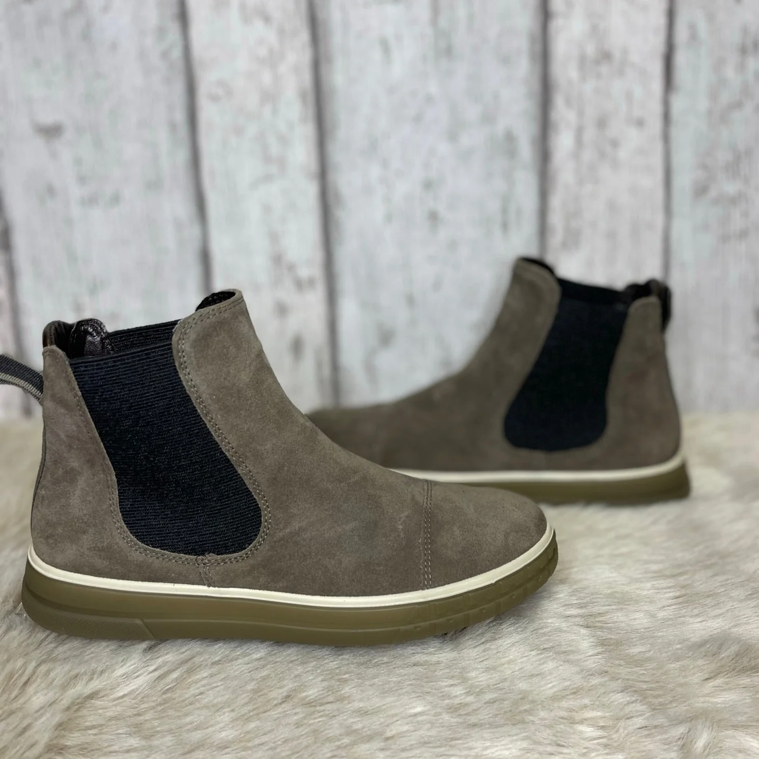 Ara - 1225209 - S2287H – Image 4