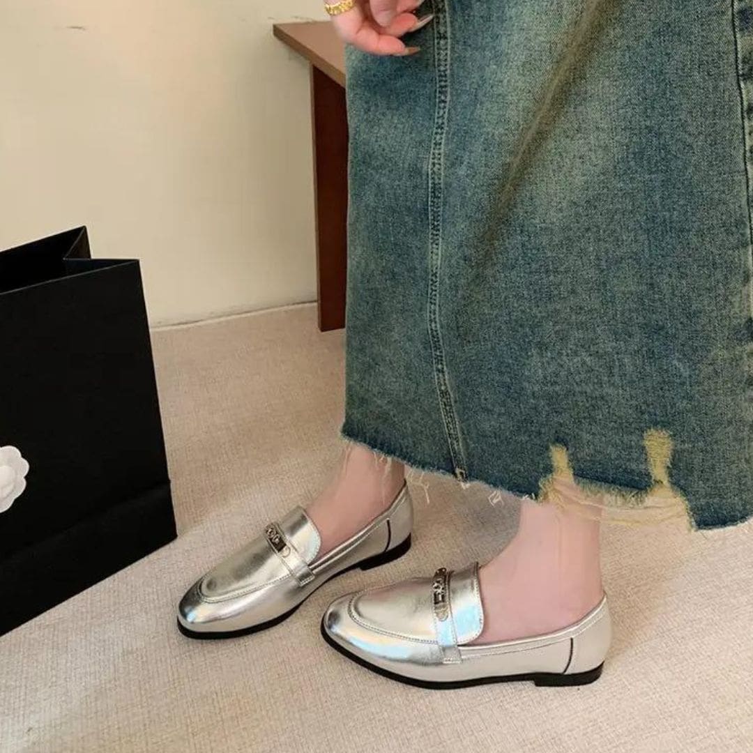 Mocassins argentés à talons carrés pour femme – Image 8