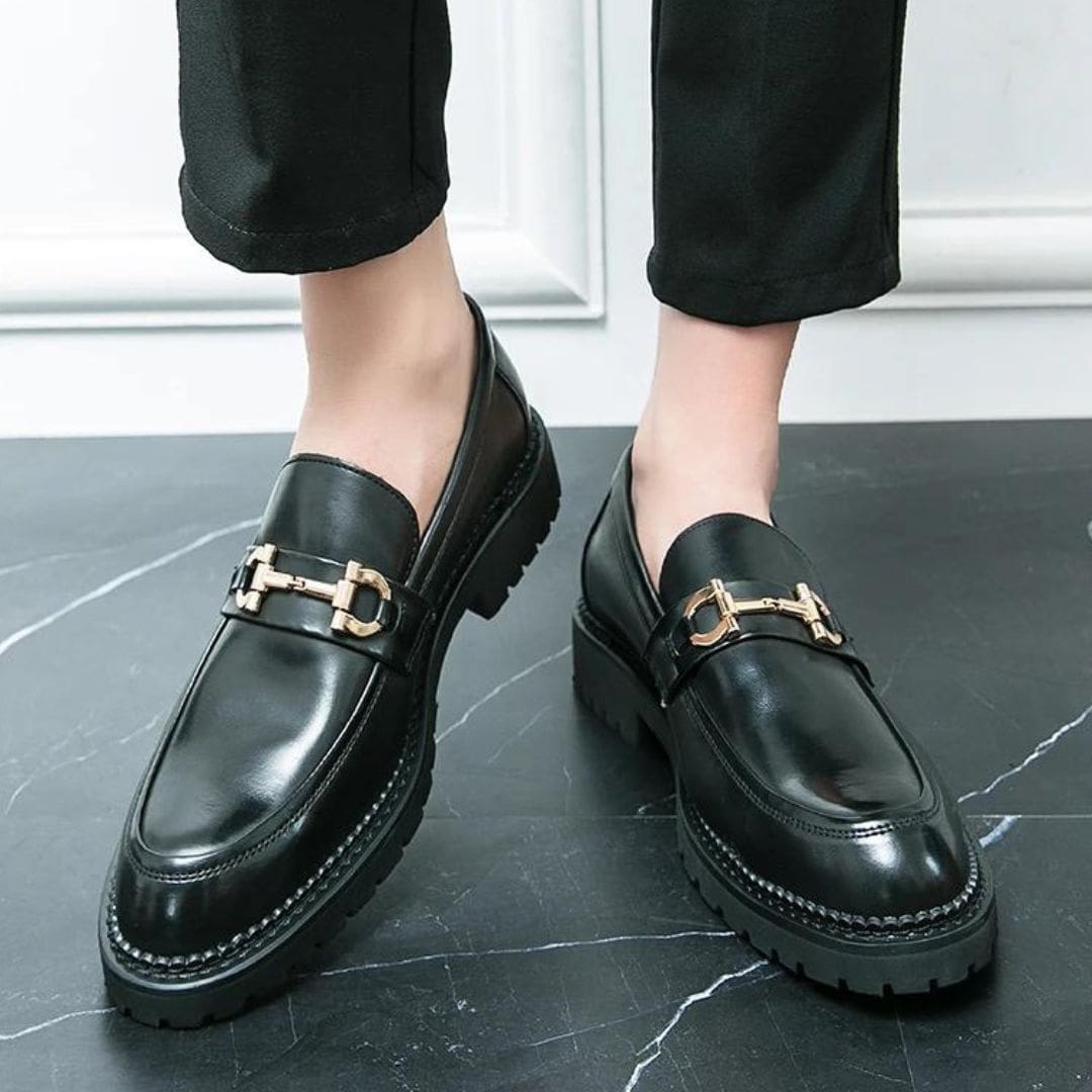 Mocassins Mocassin noirs avec mors en métal en cuir synthétique pour homme – Image 2