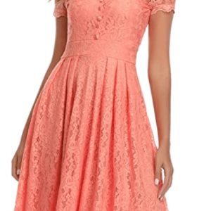 Petite Robe Courte avec Broderie en Dentelle