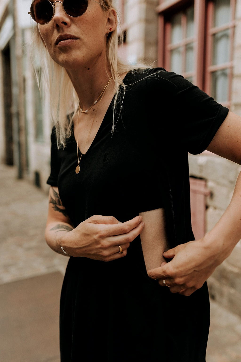 Mum in Black – Imparfait – Petit défaut – Image 4