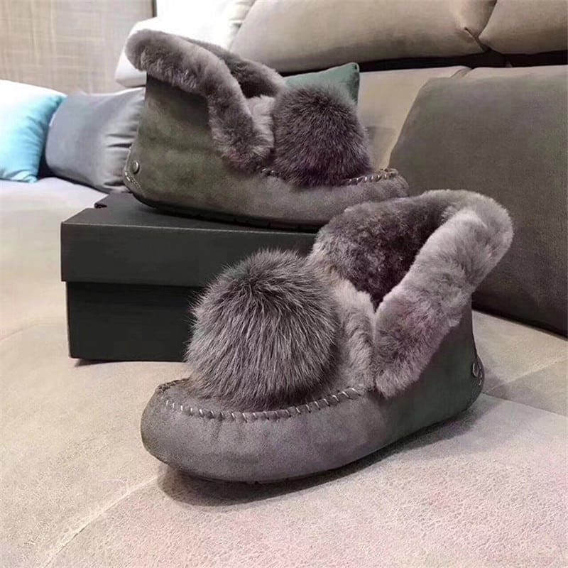 Mocassins indiens en Mocassin daim fourré à pompon – Image 3