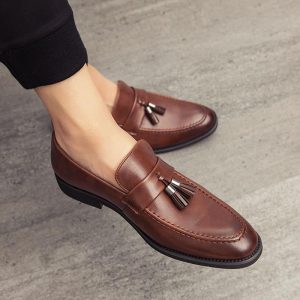 Mocassins à glands en cuir lisse respirant