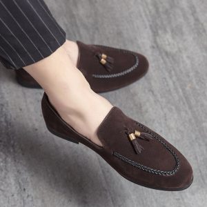 Mocassins à glands en Mocassin daim avec torsade en cuir