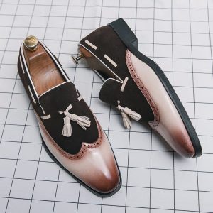 Mocassins à glands au design original pour homme