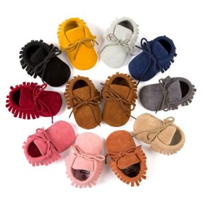 Mocassins à lacets avec des franges pour bébé