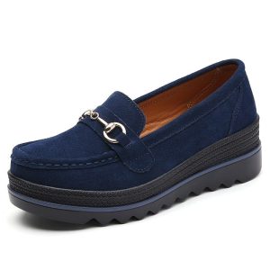 Mocassins à semelles compensées et éléments décoratifs métalliques pour femme