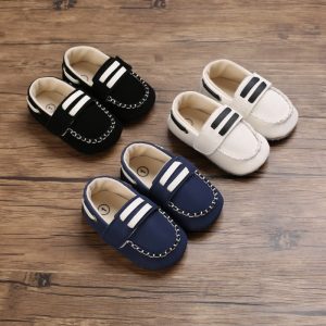 Mocassins bateau avec fermeture velcro pour bébé
