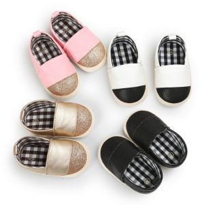Mocassins bicolores brillants à enfiler pour bébé fille