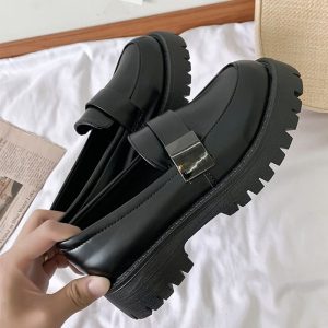 Mocassins de style britannique Mocassin noirs à plateforme pour femmes