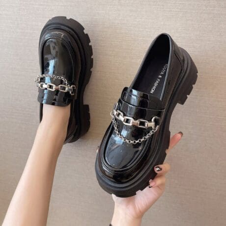 Mocassins en cuir verni à semelle épaisse pour femme – Image 3