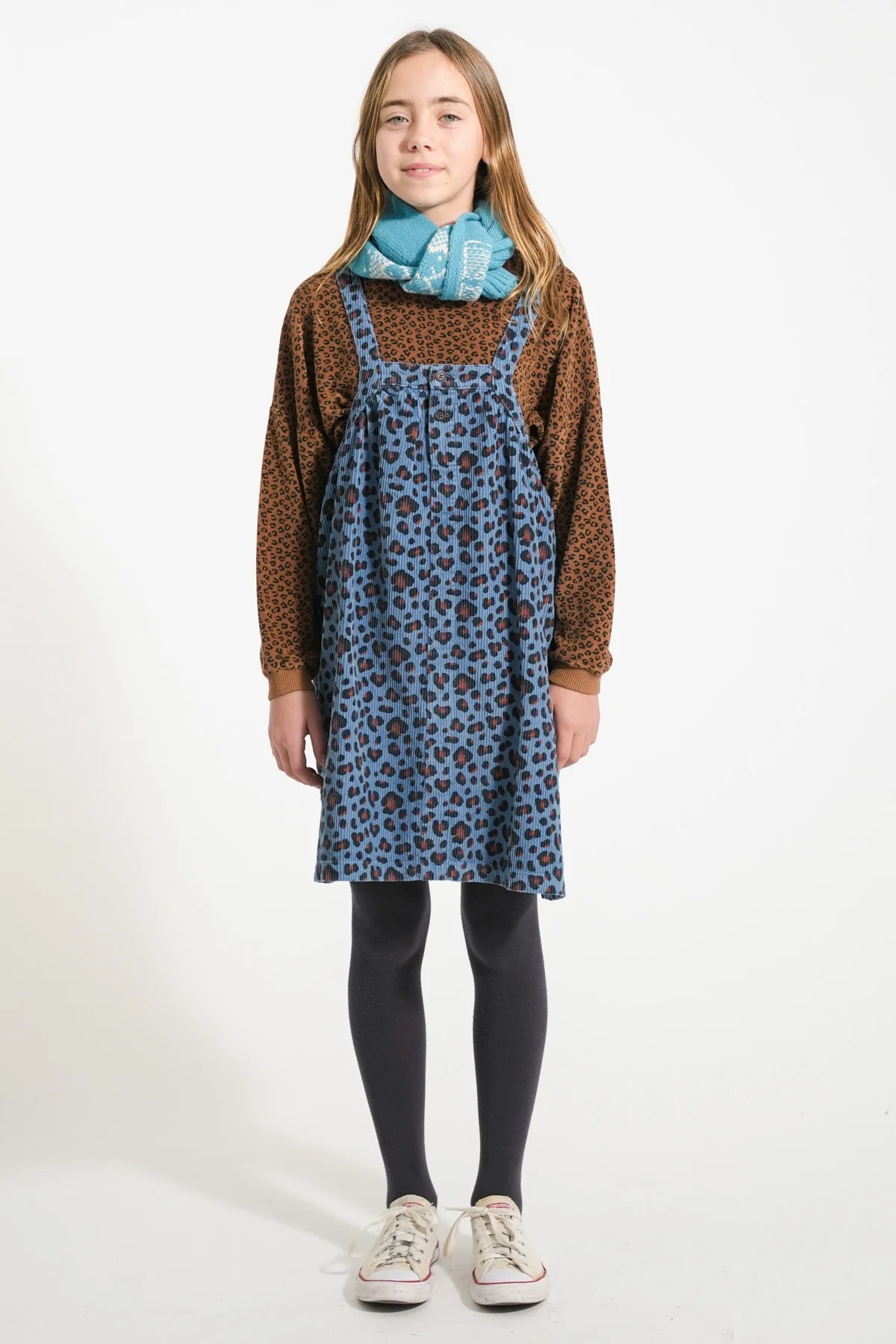 Robe courte à bretelles bleu léopard – Image 3