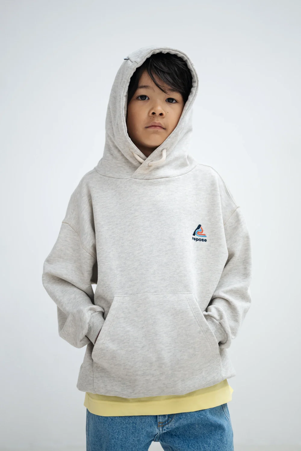 Sweat à Capuche Gris Clair – Image 3